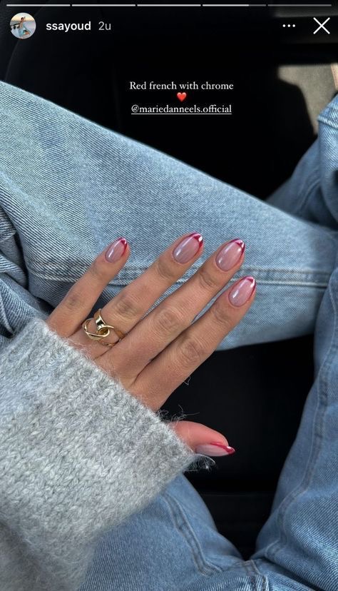 Oval geometric nail design by Claire Rose