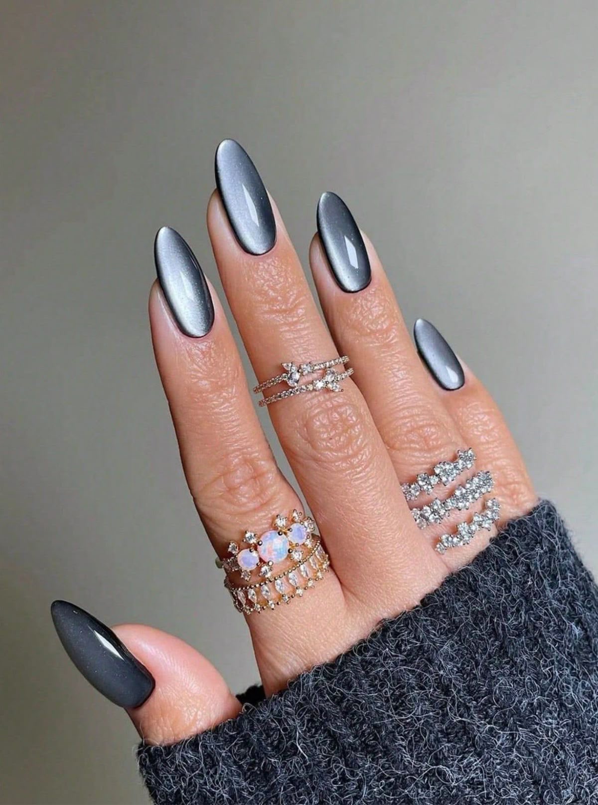 Stiletto marble nail design by Naomi Belle