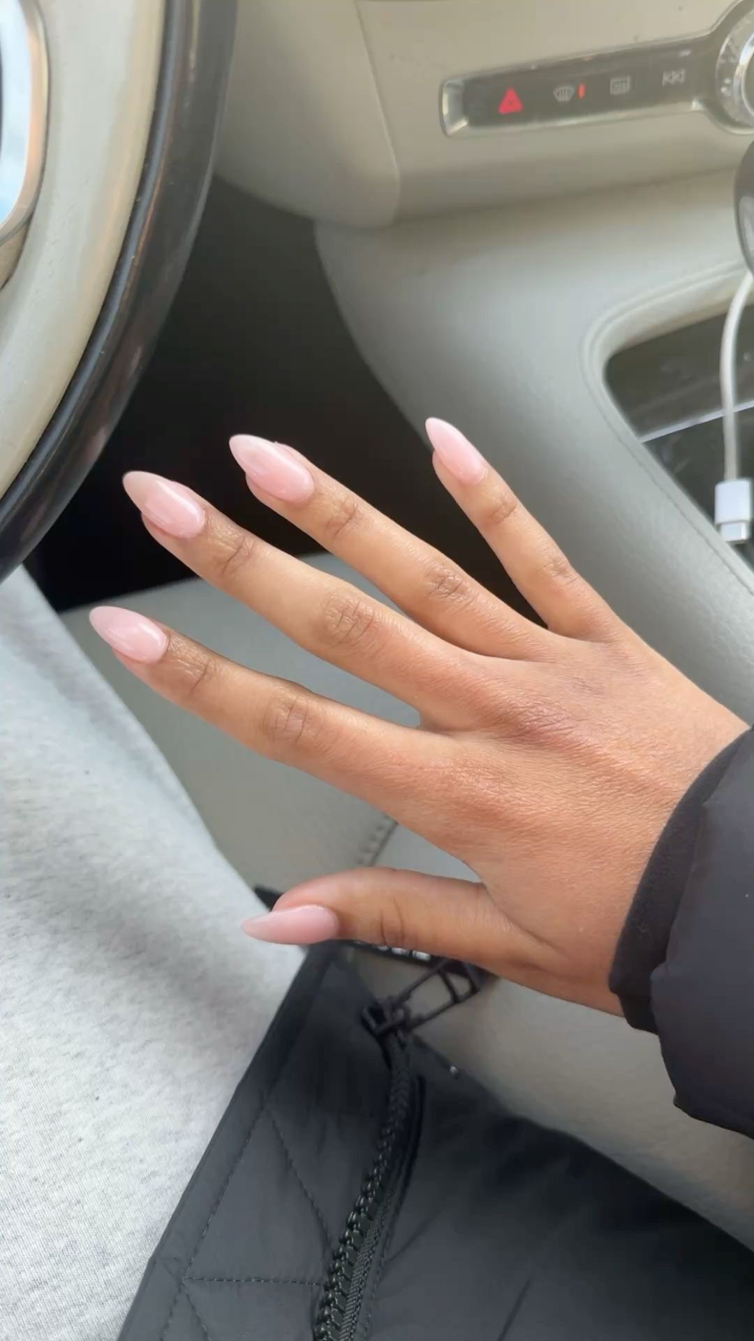 Oval line art nail design by Amber Reed