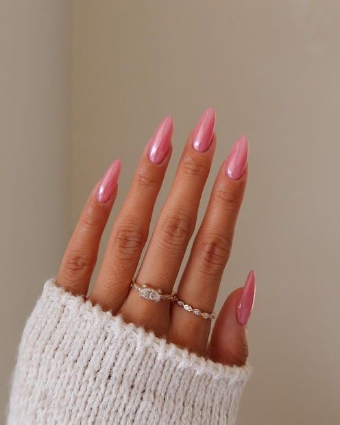 Almond floral nail design by Ella Rose