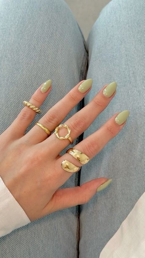 Almond geometric nail design by Madison Rose