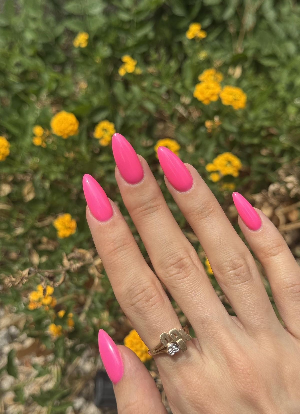 Nail post