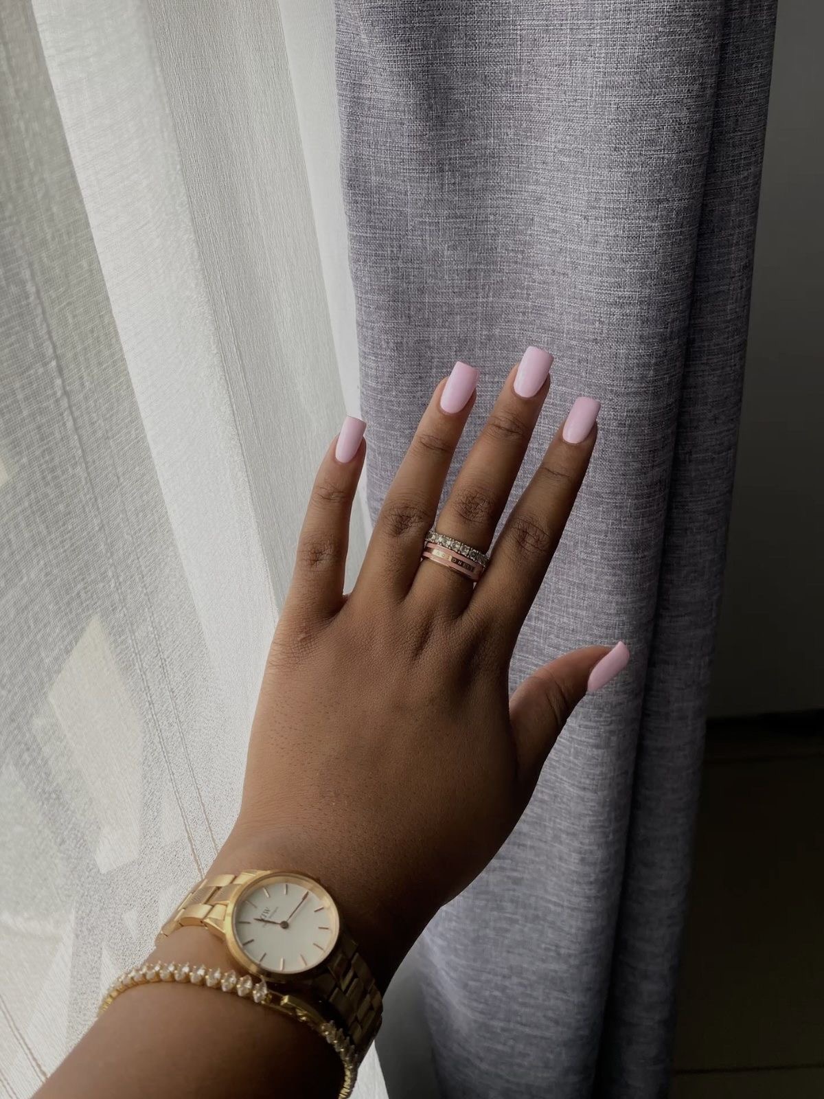 Squoval marble nail design by Charlotte Bloom