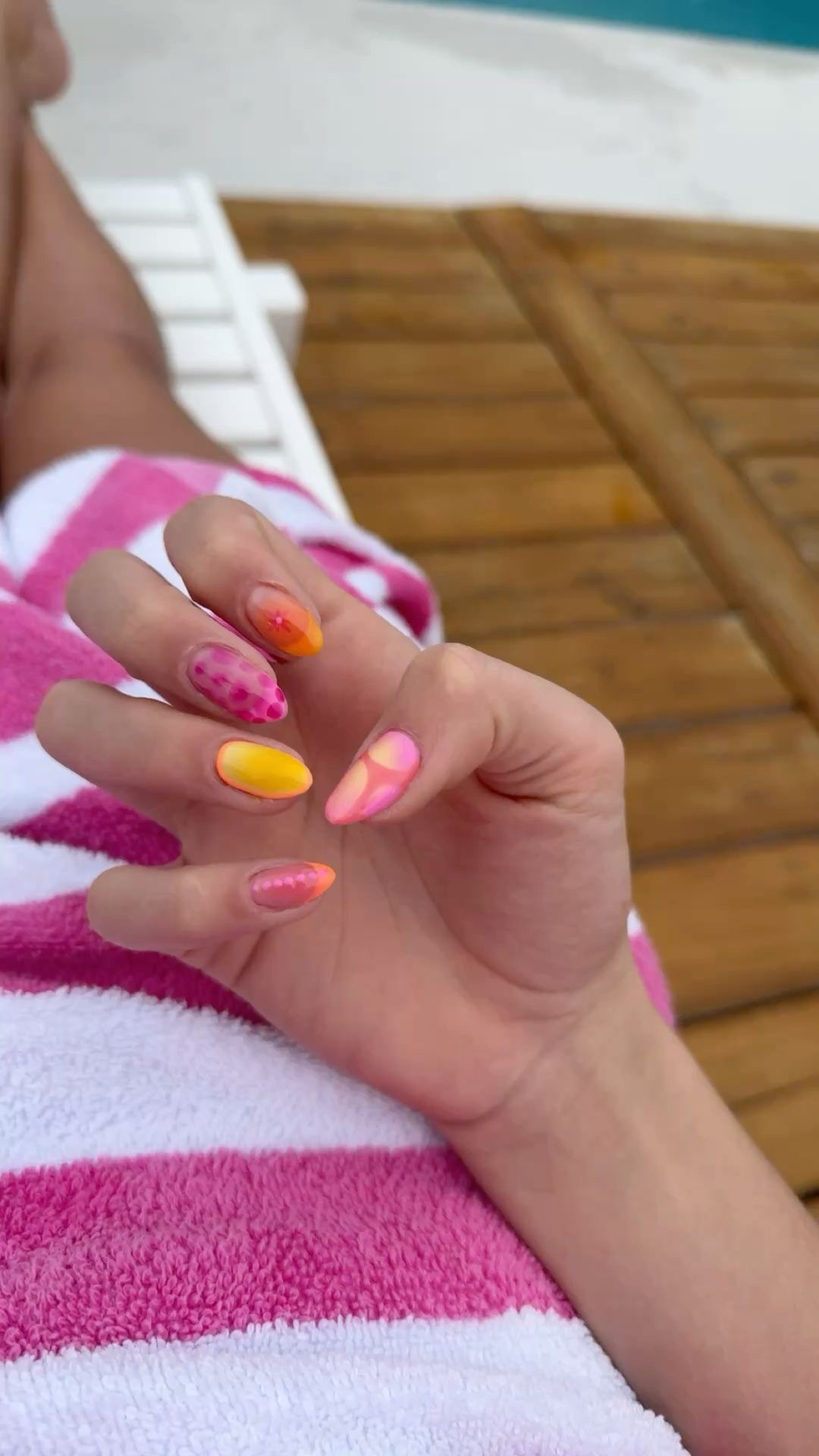 Oval abstract nail design by Charlotte Bloom