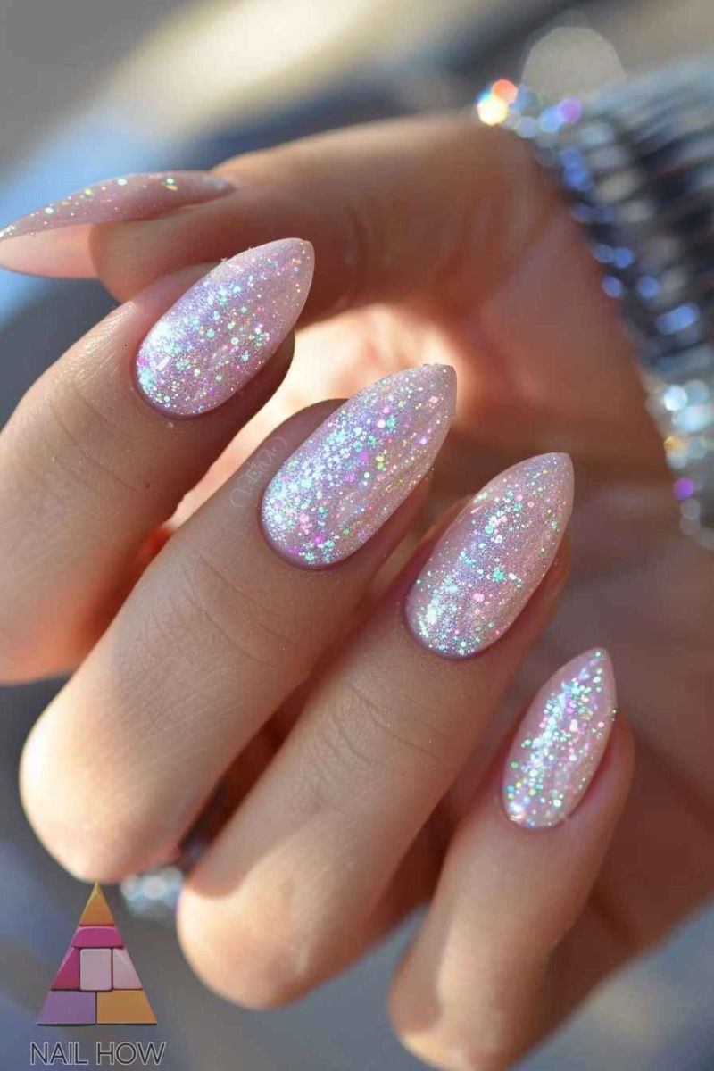 Almond abstract nail design by Violet Jade