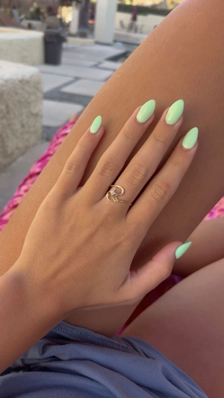 Stiletto minimalist nail design by Bella Romano