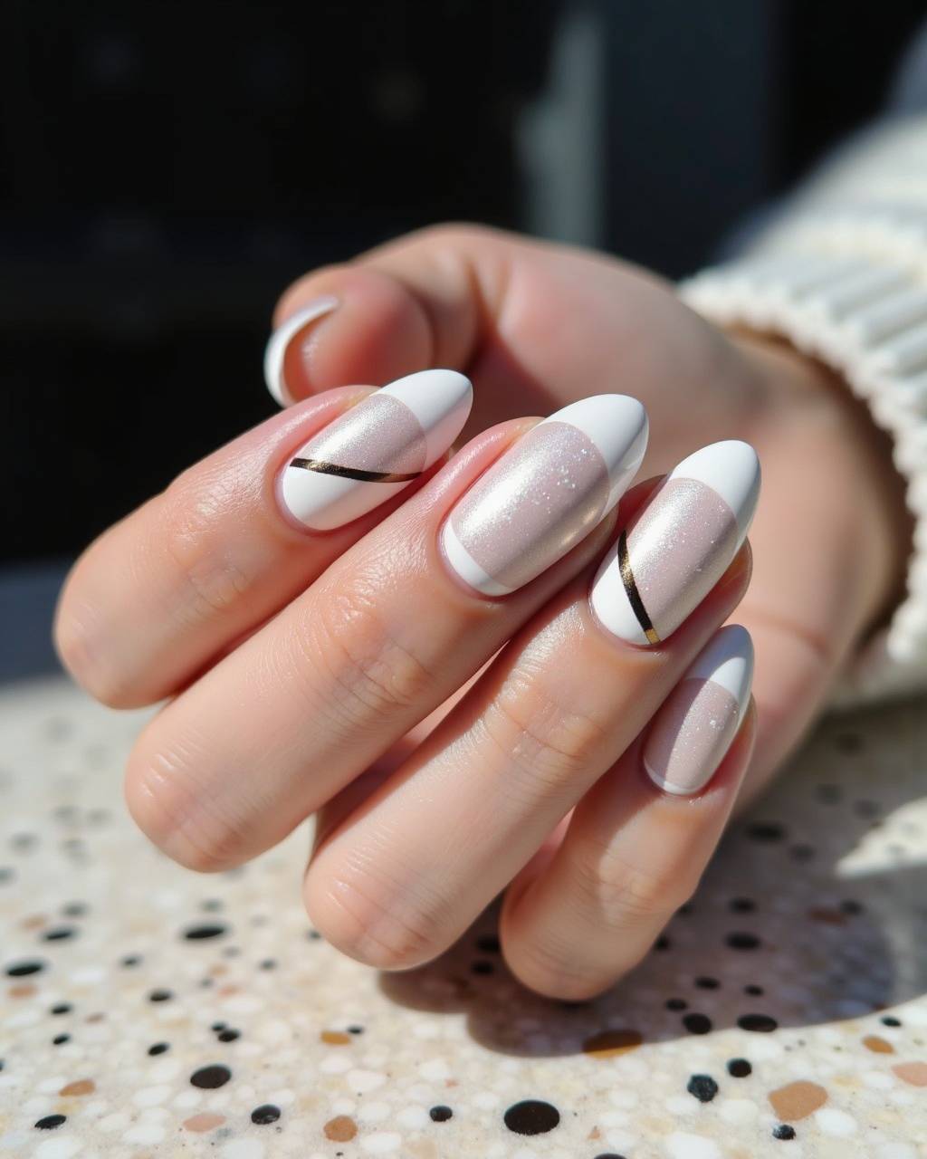 Oval minimalist nail design by Grace Lin
