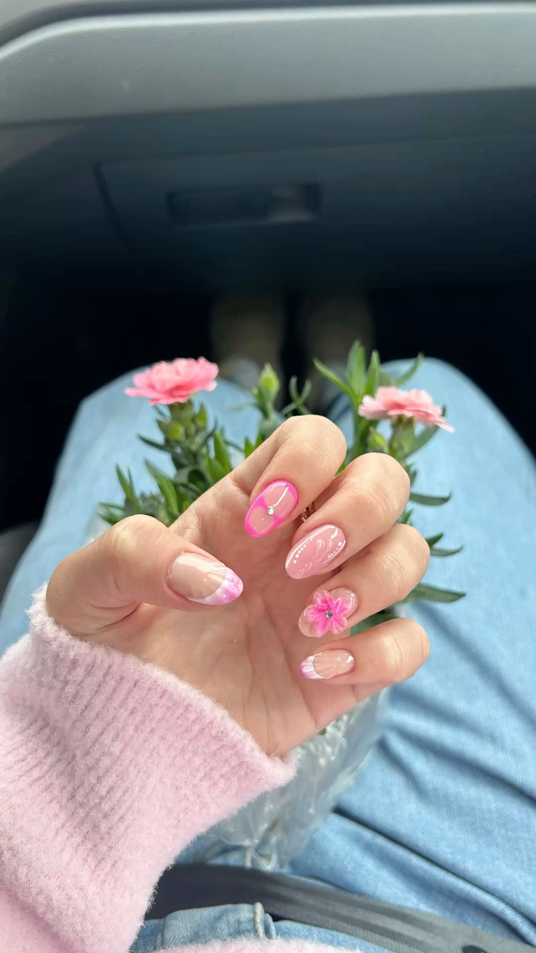 Stiletto glitter French nail design by Hana Kim