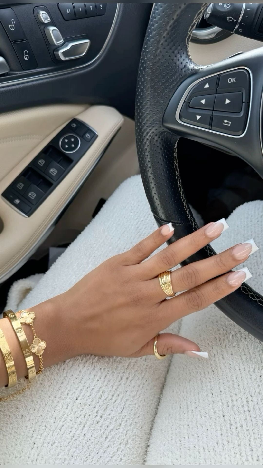 Oval geometric nail design by Mia Alvarez