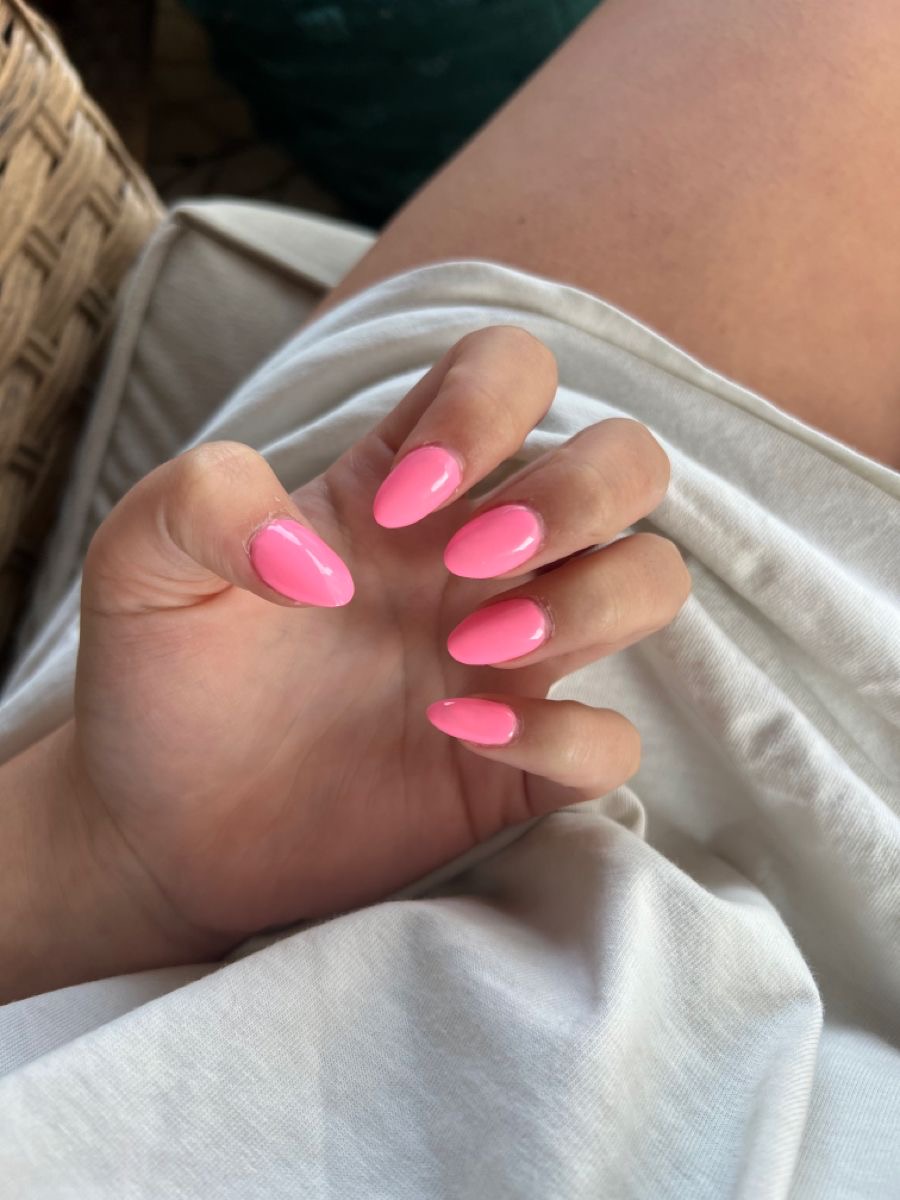 Square geometric nail design by Sadie Bloom