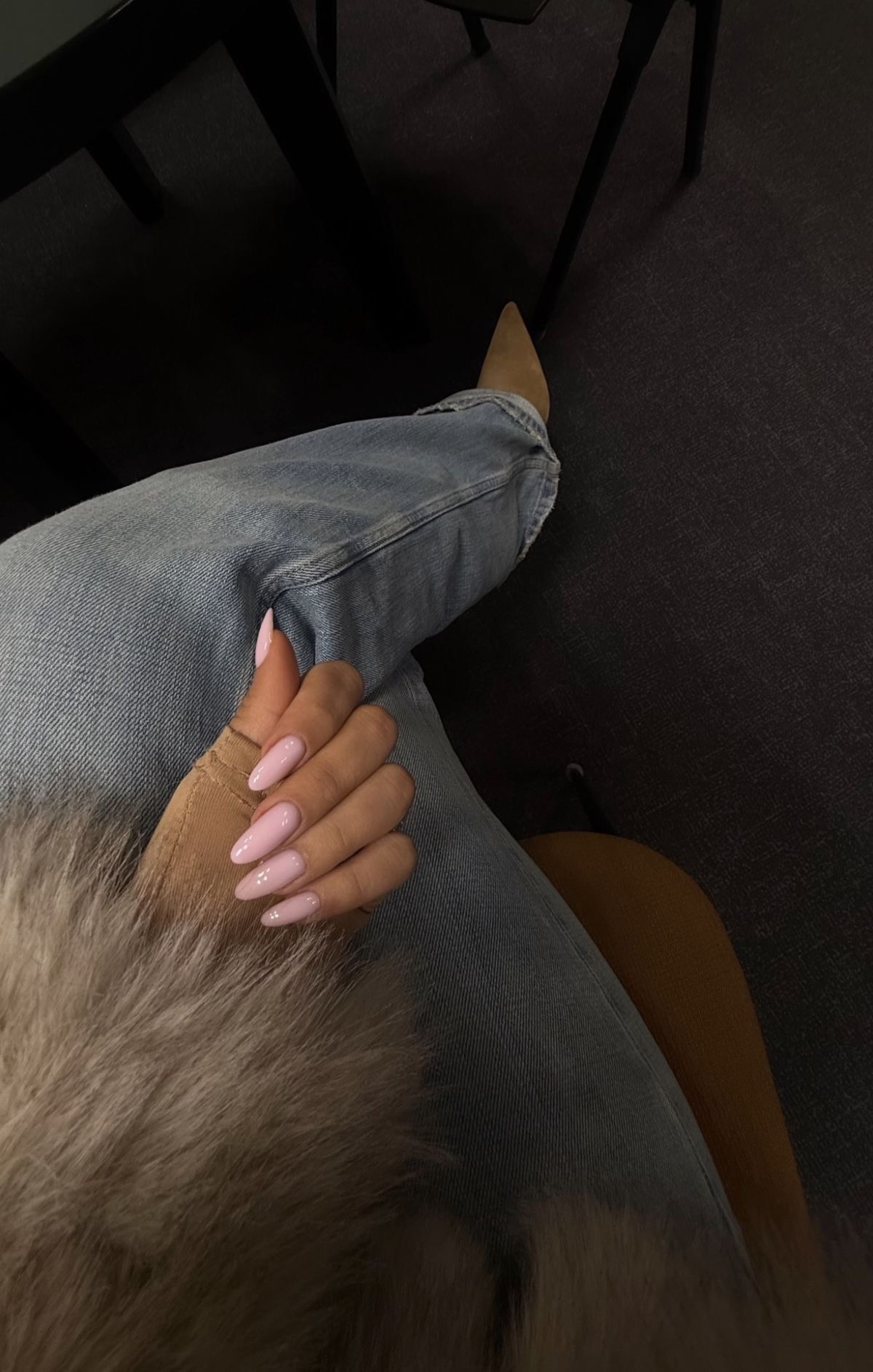 Almond chrome French nail design by Lola Fernandez