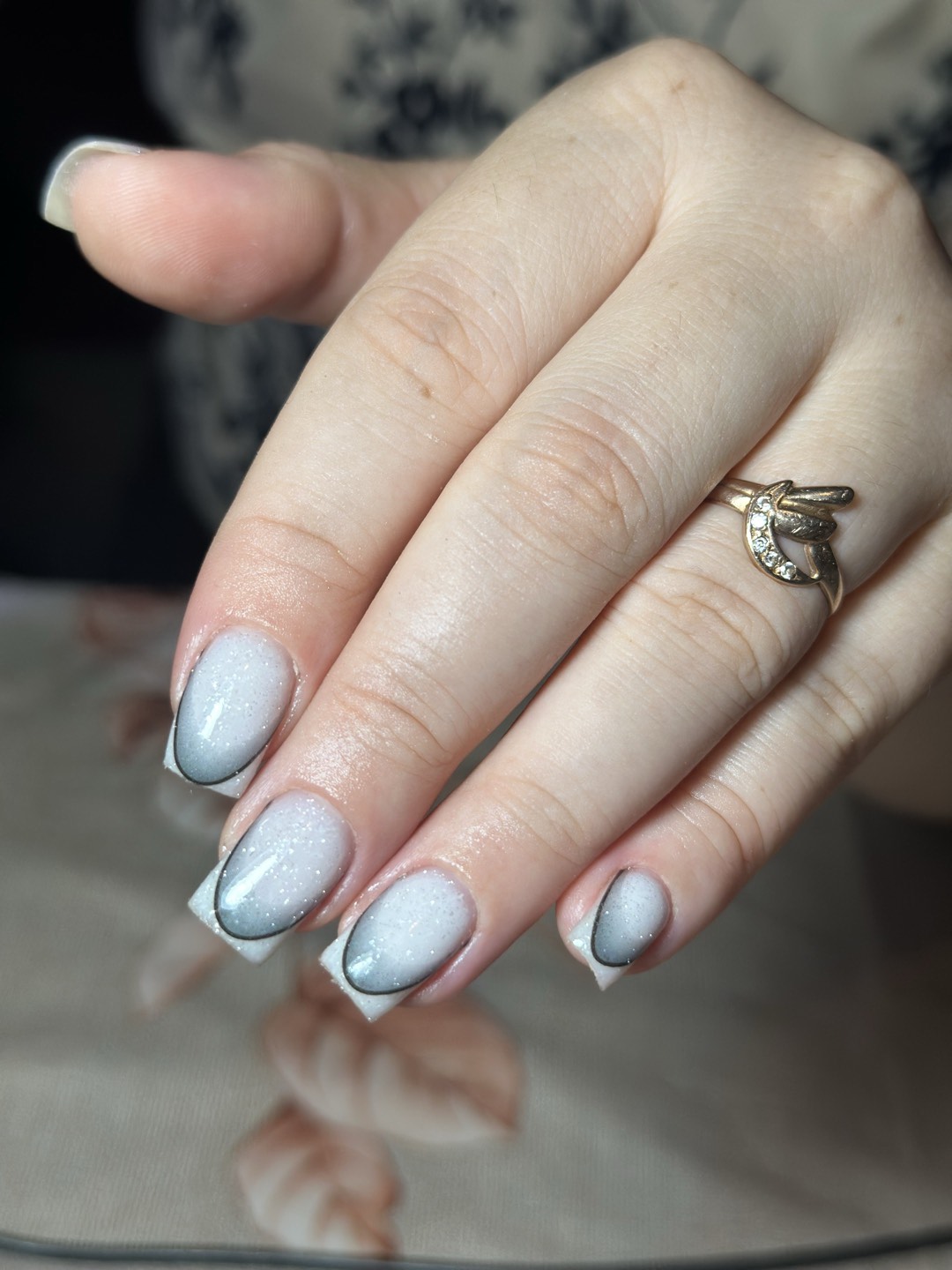 White nail design by @madalinavlas