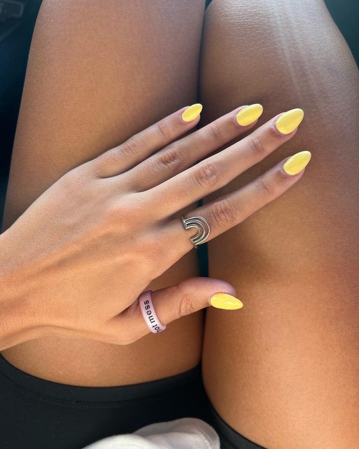 Stiletto ombre nail design by Bella Quinn